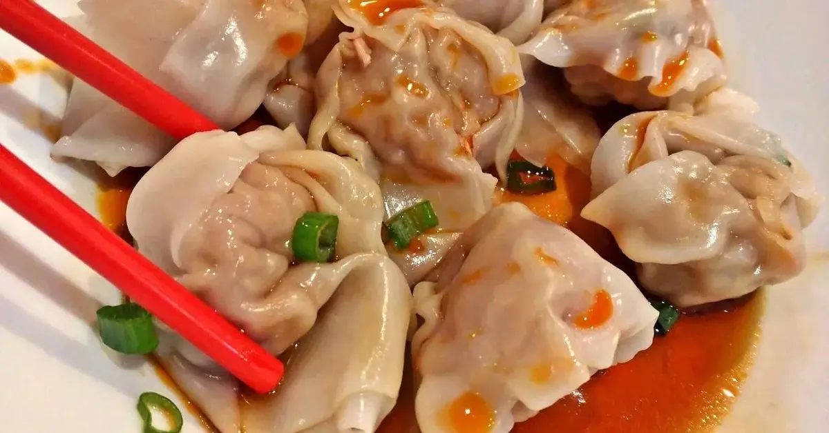 Chińskie pierożki wonton