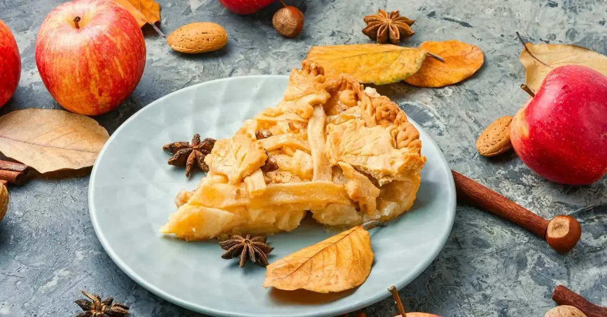 Główne zdjęcie - Amerykańskie apple pie, czyli maślana szarlotka. Najlepszy przepis!