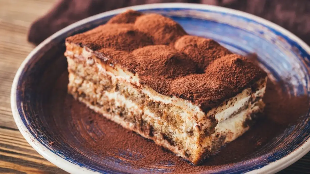 Domowe tiramisu na biszkoptach