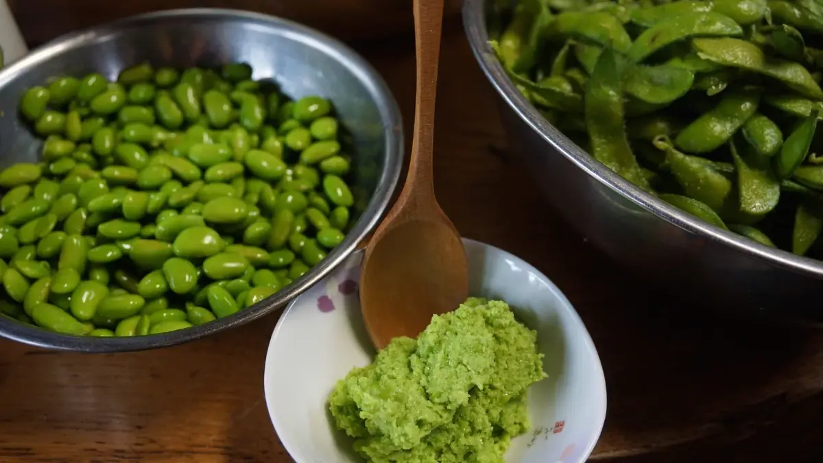 edamame z przyprawami